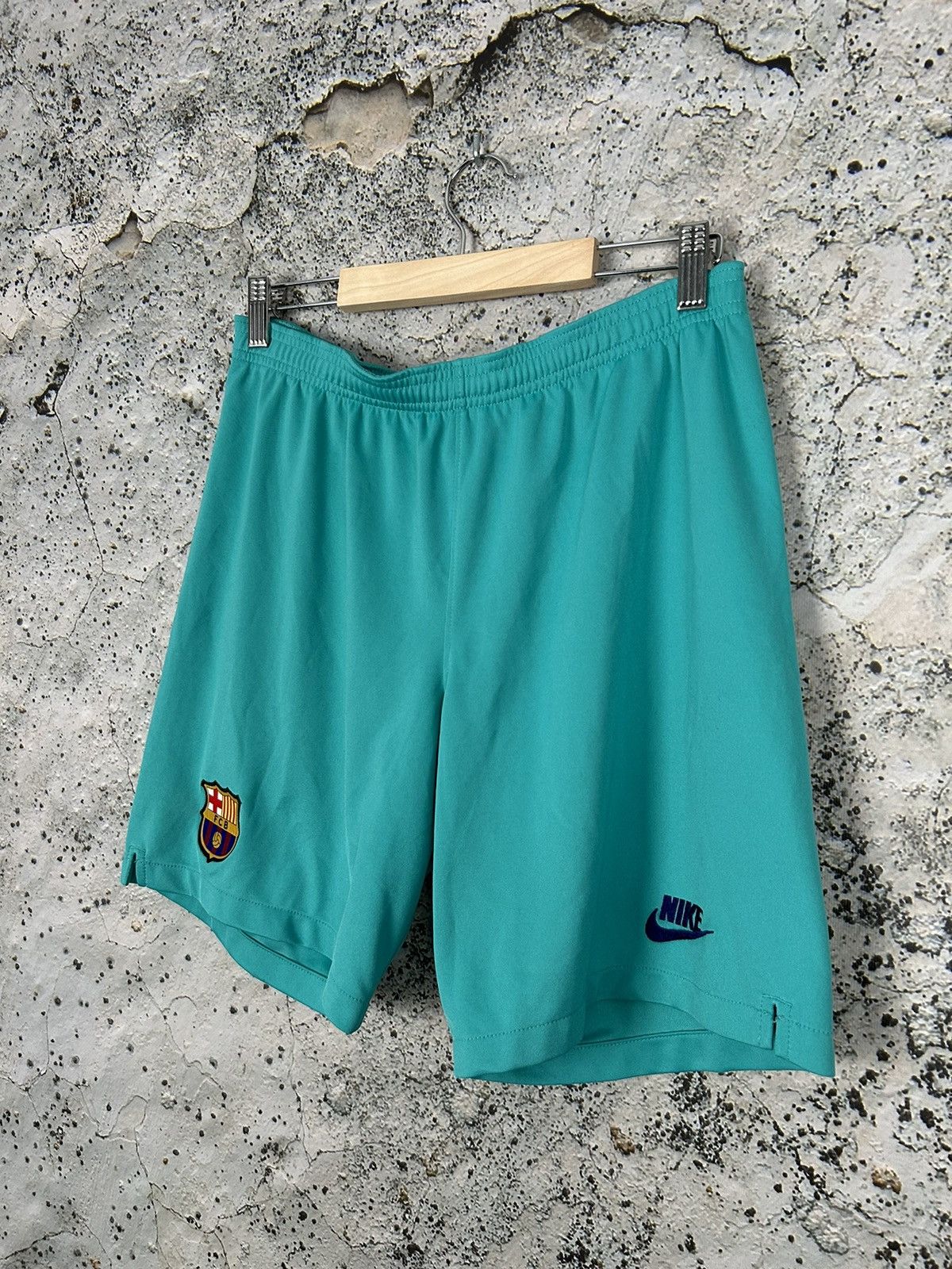Nike FC Barcelona Nike Soccer Jersey Shorts Football Rare Sport Size US 32 / EU 48 - 2 Thumbnail