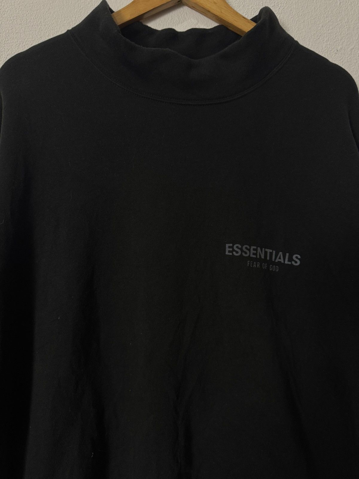 Essentials Essential Fear of God Black Mock Neck Sweatshirt Size US S / EU 44-46 / 1 - 2 Thumbnail