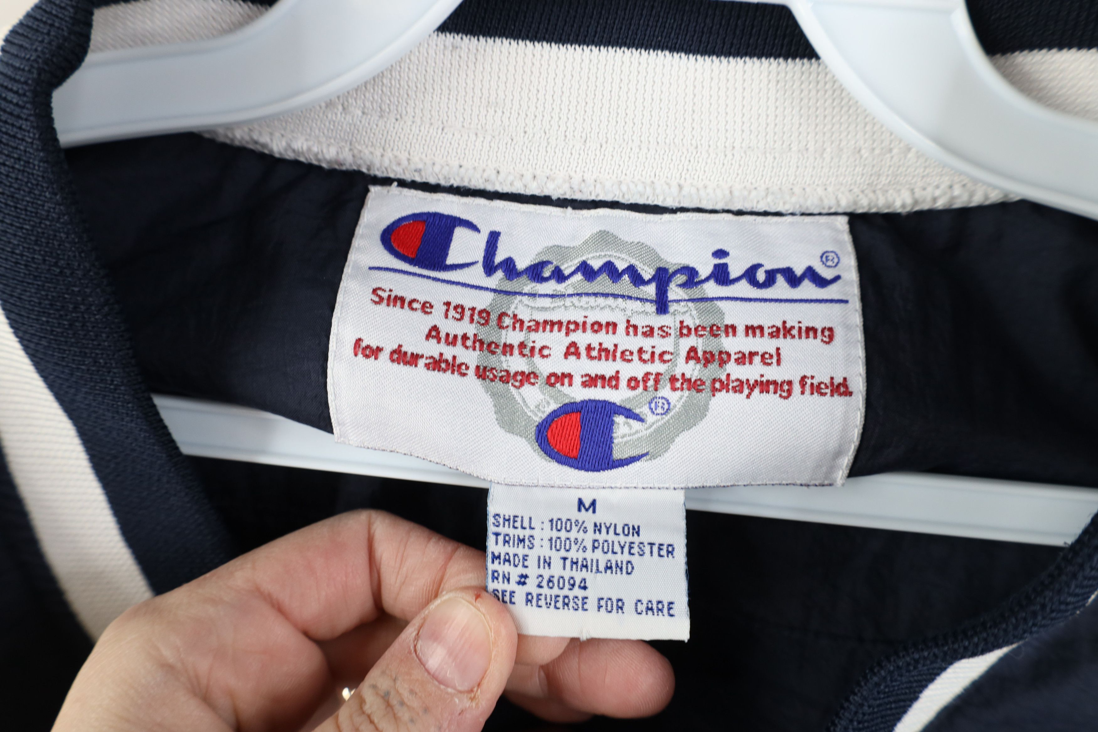 Champion Vintage 90s Champion Pullover Windbreaker Jacket Blue Size US M / EU 48-50 / 2 - 10 Thumbnail