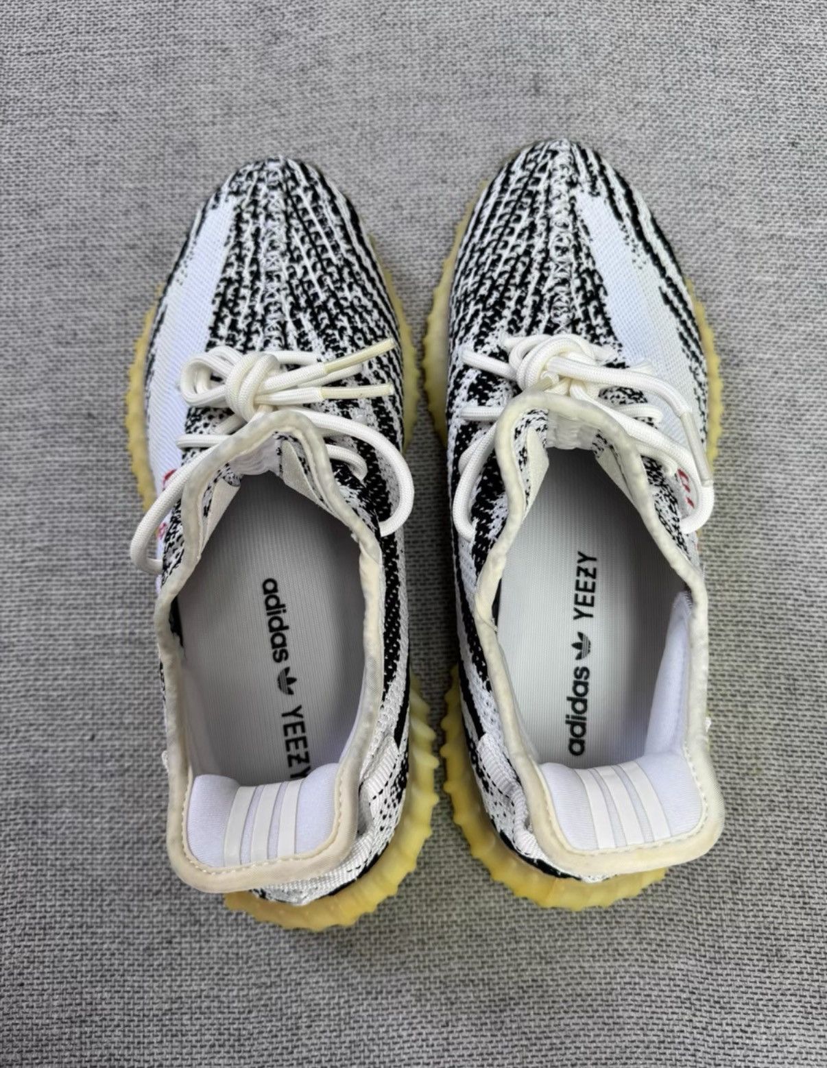 Adidas Adidas Yeezy 350 Zebra 2018 K37 Size US 9.5 / EU 42-43 - 2 Thumbnail