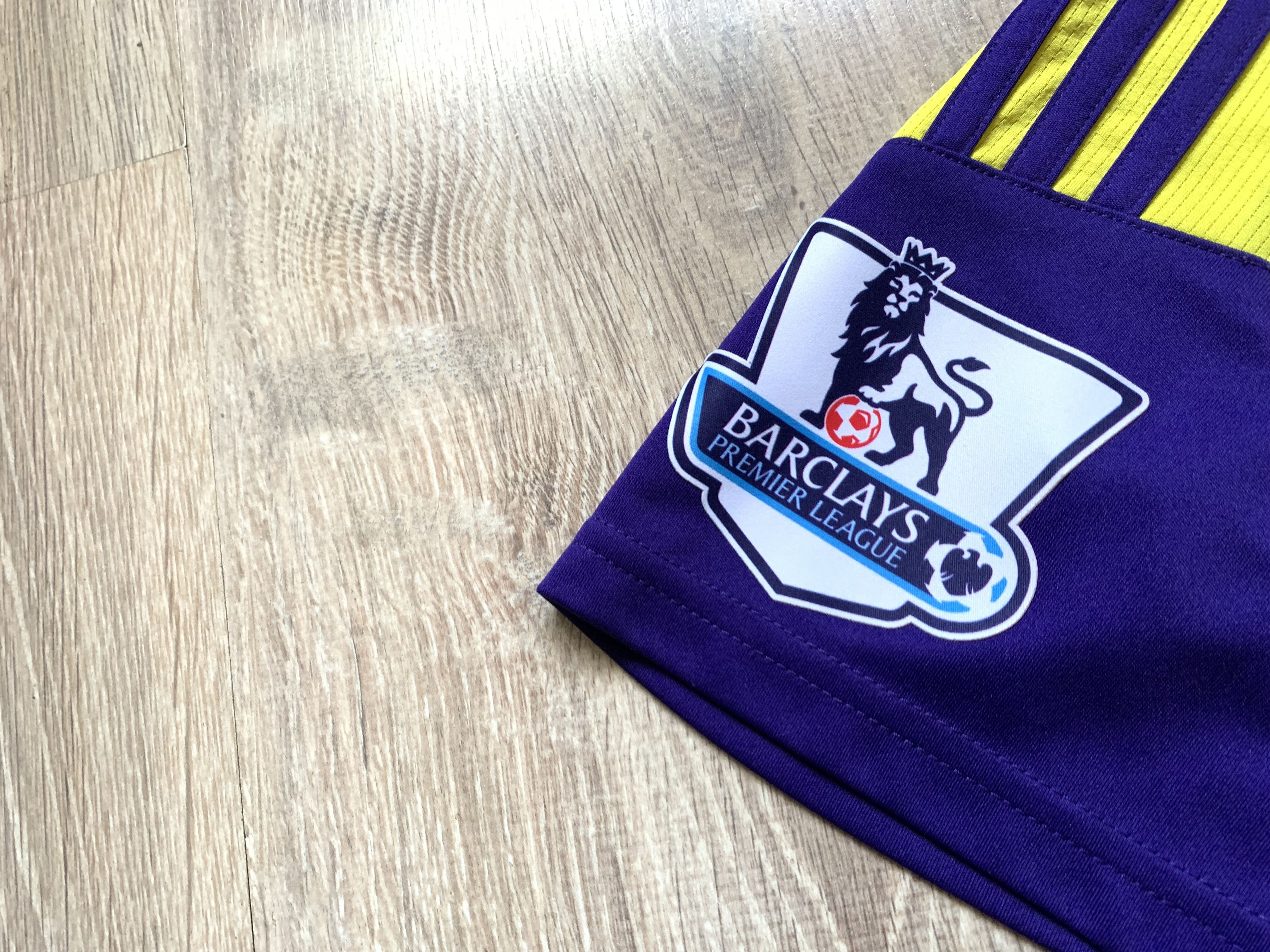 Adidas Vintage Adidas Swansea Away Shirt Size US XL / EU 56 / 4 - 7 Thumbnail