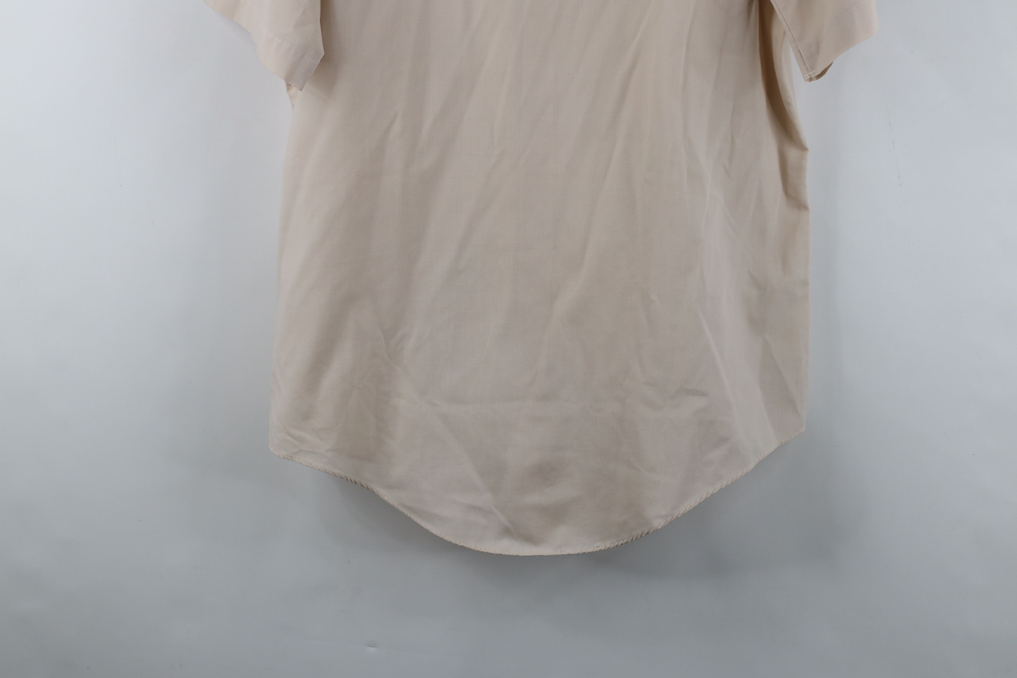 Vintage Vintage 70s Streetwear Short Sleeve Collared Button Shirt Size US M / EU 48-50 / 2 - 12 Thumbnail