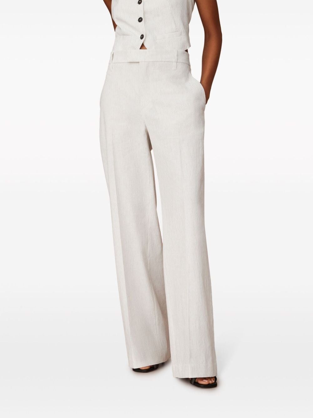Brunello Cucinelli o1la1rc1a0425 Pants in White Size 27" / US 4 / IT 40 - 2 Thumbnail