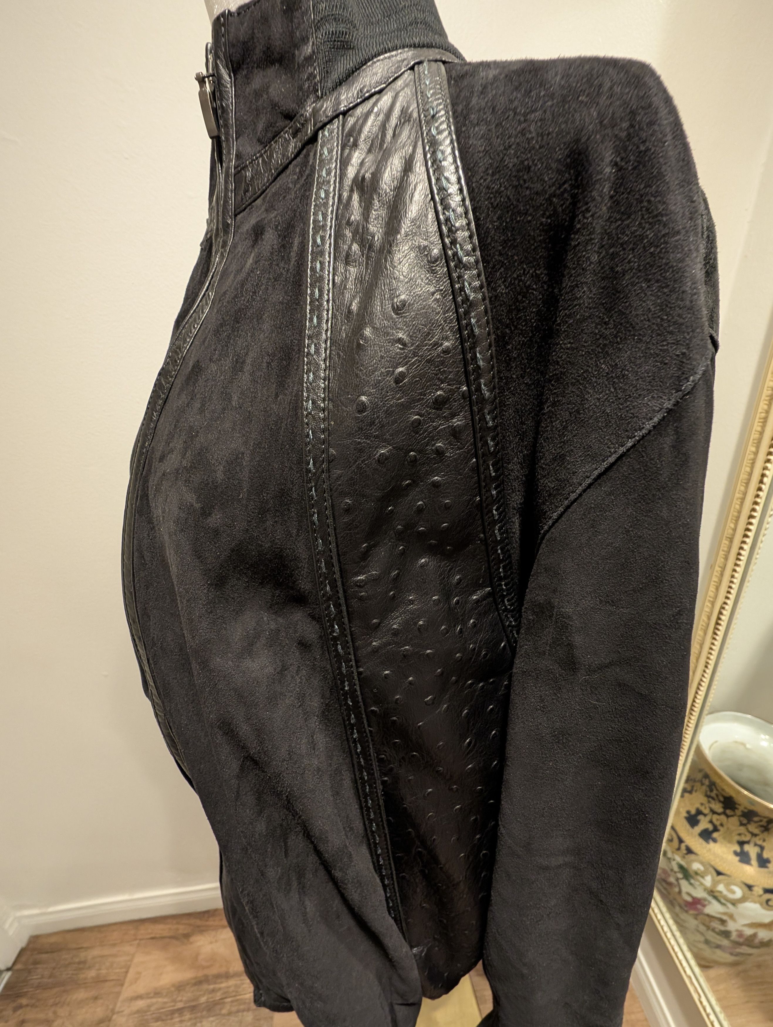 Other Archive UMBERTO BILANCIONI Ostrich Suede Black Jacket IT52 Size US L / EU 52-54 / 3 - 2 Thumbnail