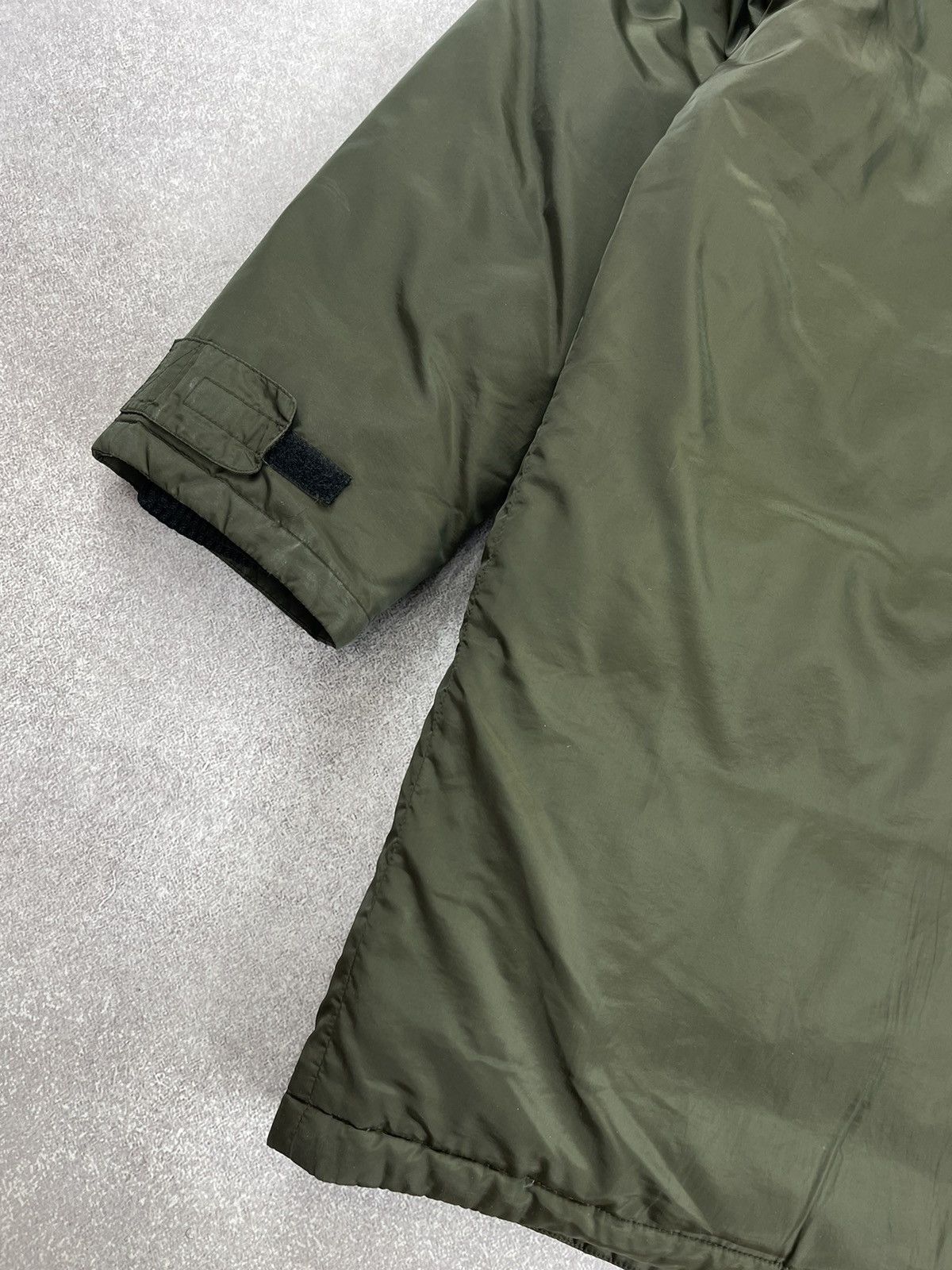 Burberry × Vintage Vintage Burberry London Jacket Khaki Size 54 Size US L / EU 52-54 / 3 - 18 Thumbnail