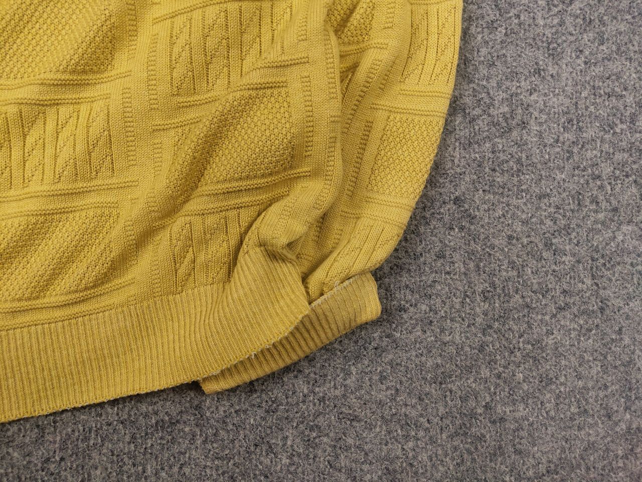 Lacoste Vintage 80's Lacoste France textured knit sweater V neck Size US XL / EU 56 / 4 - 6 Thumbnail