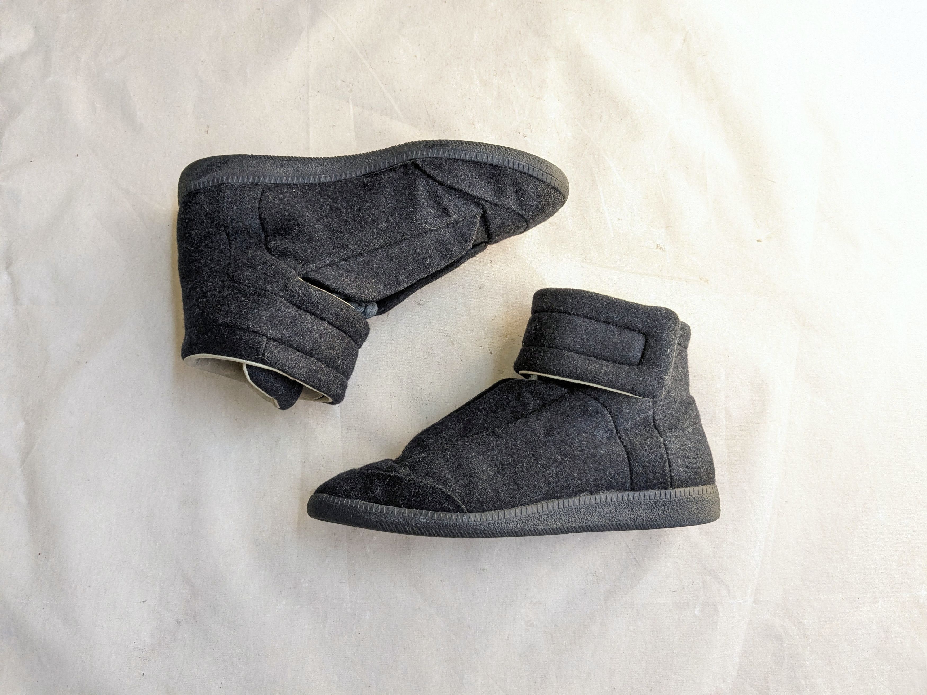 Maison Margiela Maison Margiela Future Navy Blue 8 41 Wool High Tops Size US 8 / EU 41 - 1 Thumbnail