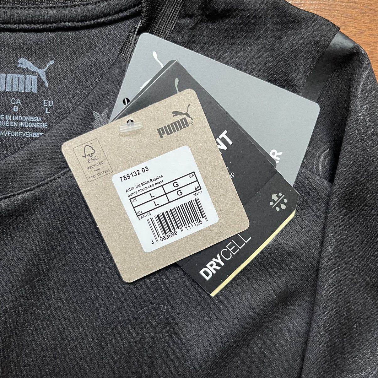 Puma × Vintage MILAN PUMA 2021/2022 FOOTBALL THIRD JERSEY #19 THEO Size US L / EU 52-54 / 3 - 15 Thumbnail