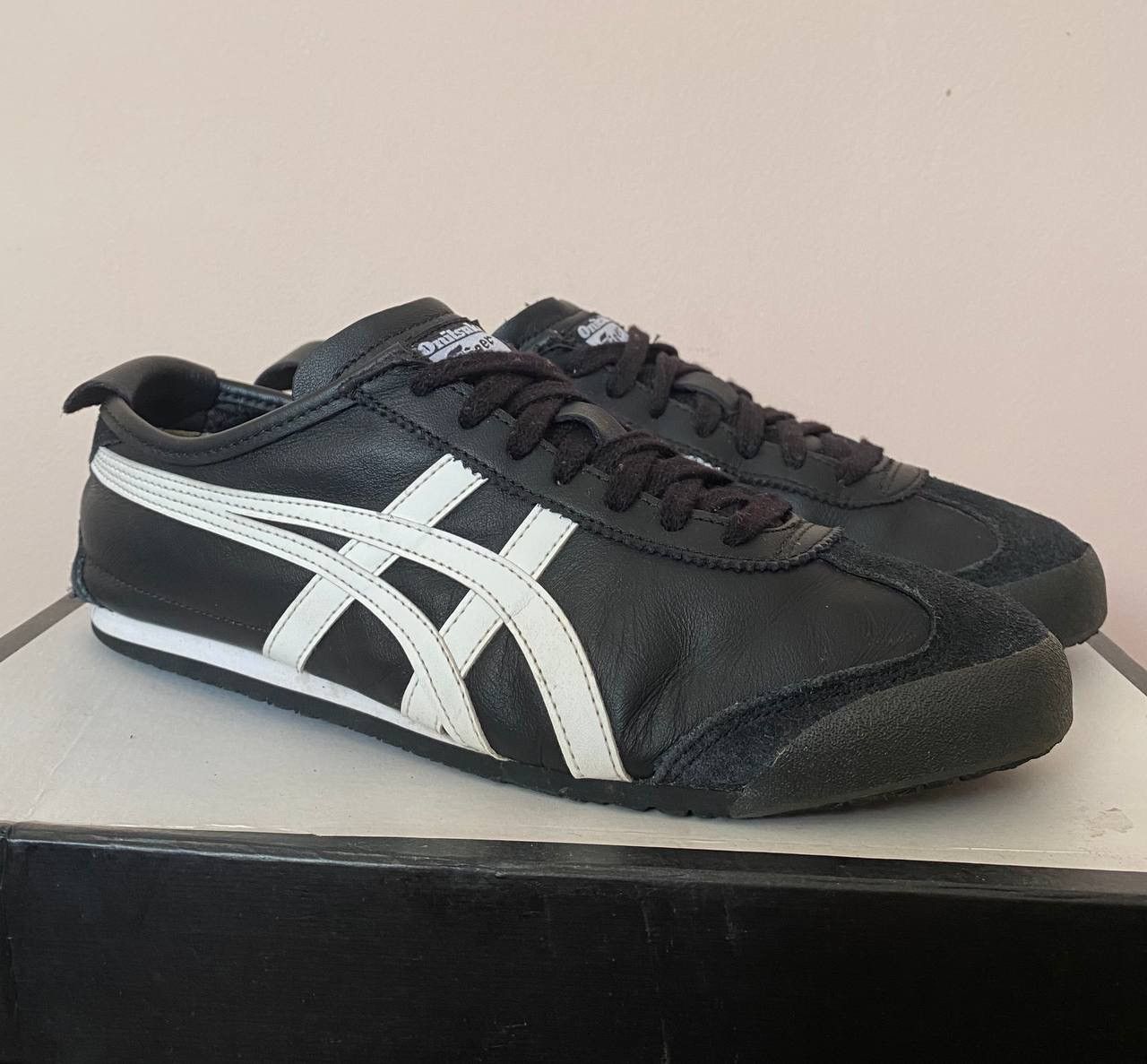 Asics Asics Onitsuka Tiger Mexico 66 Black/ White Size 8 Size US 8 / EU 41 - 2 Thumbnail