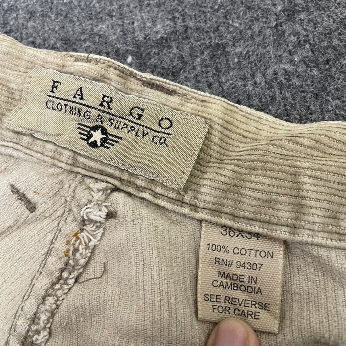 Japanese Brand Fargo Beige Corduroy Carpenter Pant Baggy Style Size US 35 - 4 Thumbnail