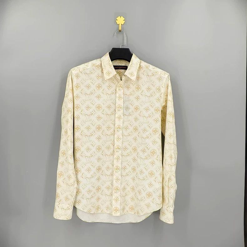 Louis Vuitton Louis Vuitton Beige full-print long-sleeve shirt Size US M / EU 48-50 / 2 - 1 Thumbnail