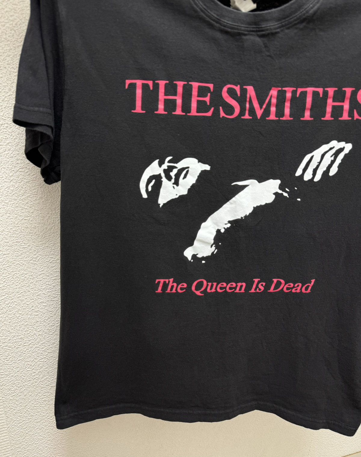 The Smiths The Smiths the queen is dead vintage band rock t-shirt S-M Size US M / EU 48-50 / 2 - 3 Thumbnail