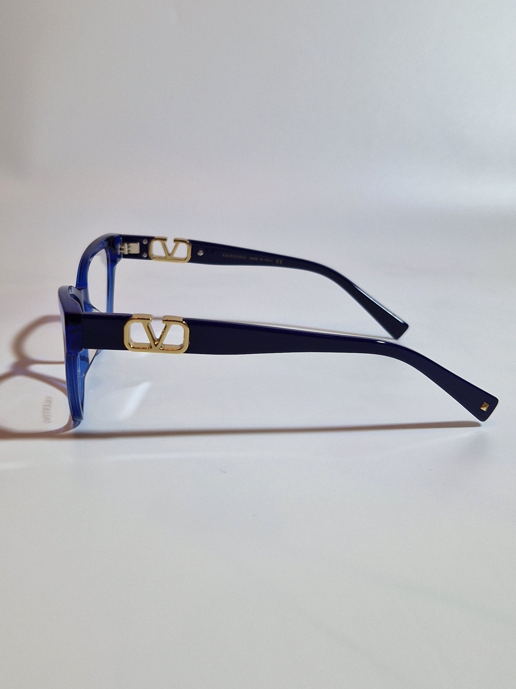 Valentino Valentino VA3049B sunglasses made in Italy womens Size ONE SIZE - 3 Thumbnail
