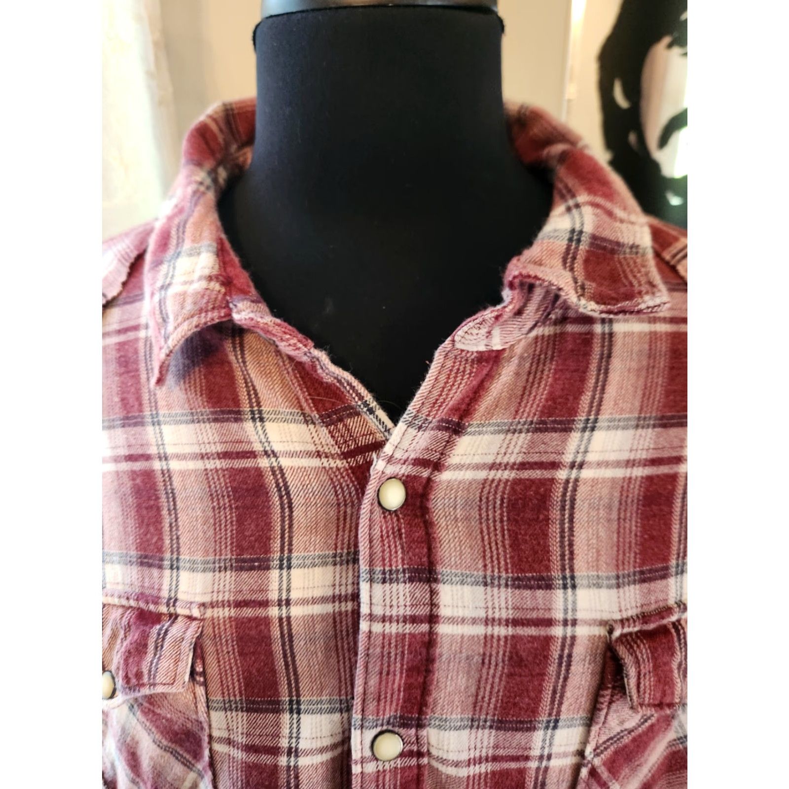 Vintage Ruff Hewn Men’s Pearl Snap Long Sleeve Plaid Shirt Cotton Red XXL Shirt Casual Street Western, 90s, Cowboy, Grunge, Southwestern Mens Size US XXL / EU 58 / 5 - 3 Thumbnail