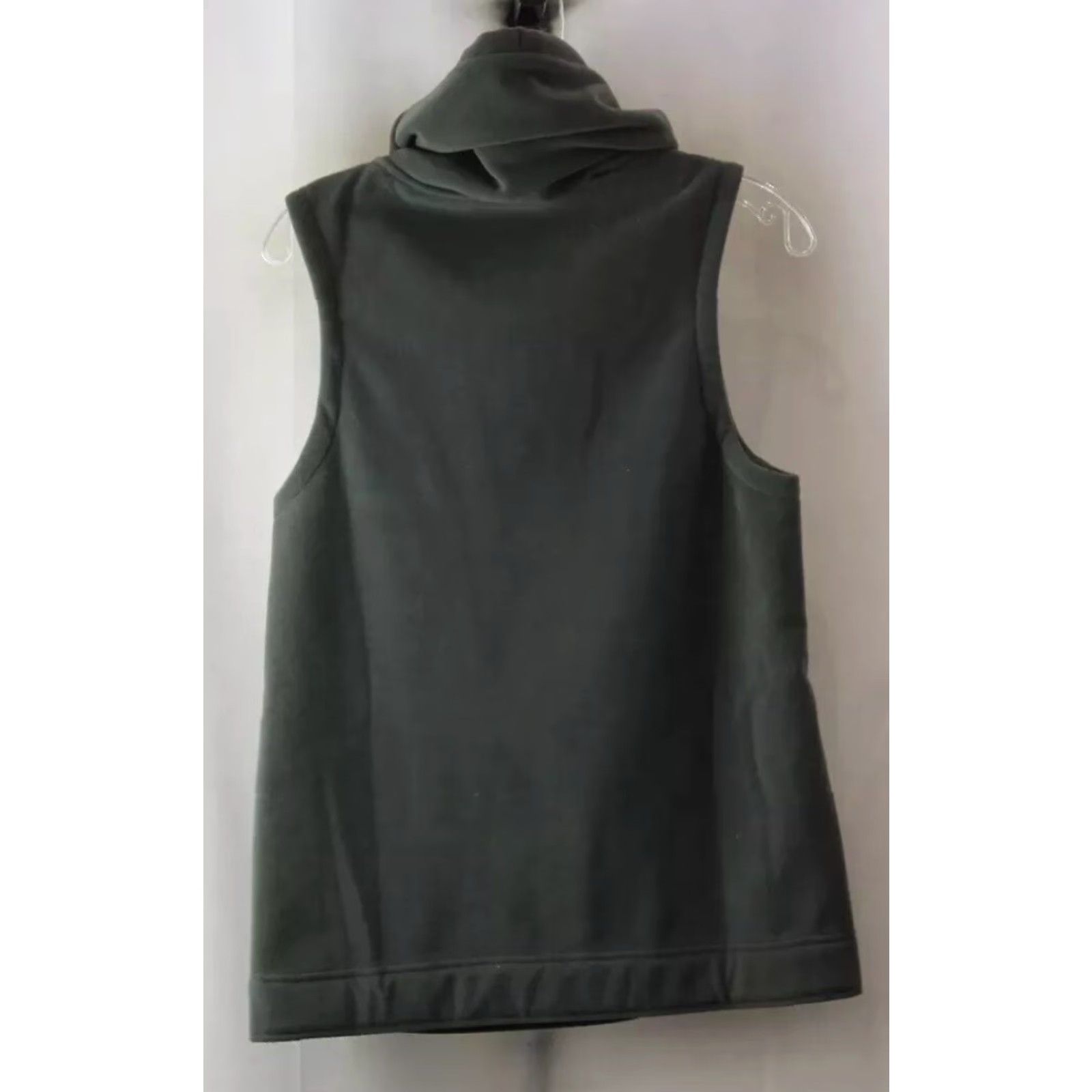 Vintage NEW NWT Women's Outdoor Dark Grey Cowl Neck Fleece Sweater Vest Size XS User: NEW NWT Women's Outdoor Dark Grey Cowl Neck Fleece Sweater Vest Size XS Size XS / US 0-2 / IT 36-38 - 2 Thumbnail