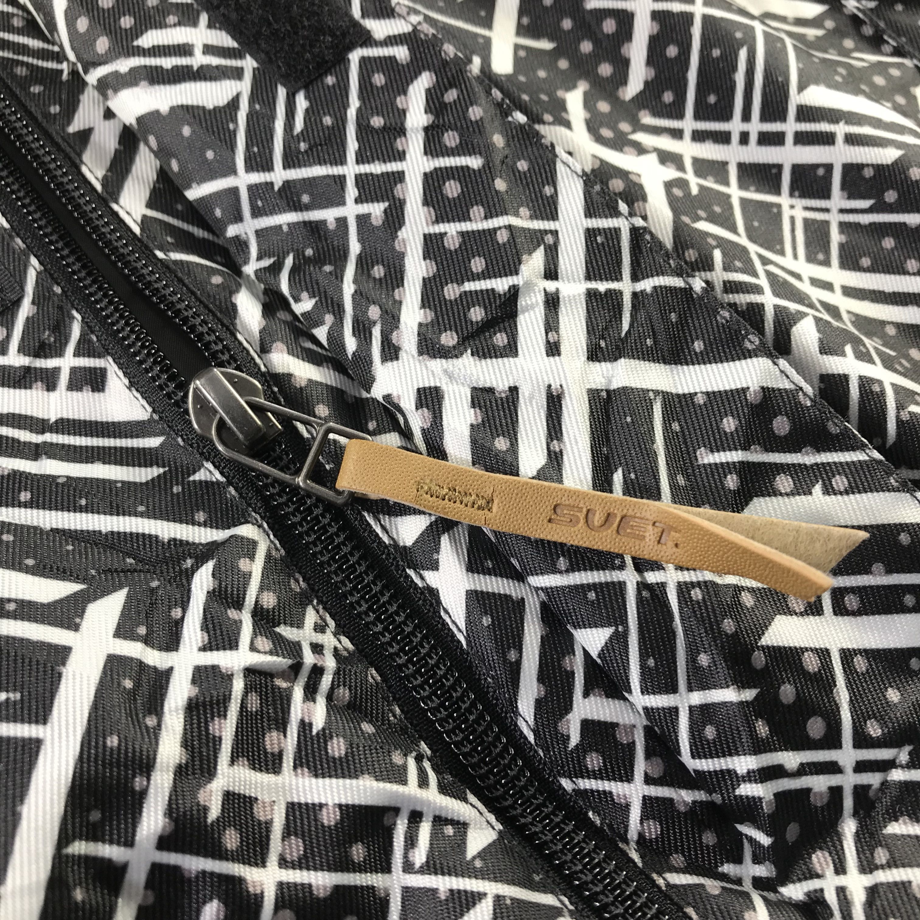 Japanese Brand Japanese Brand Windbreaker Hooded Full-Zip Snowboard Jacket Size US L / EU 52-54 / 3 - 9 Thumbnail