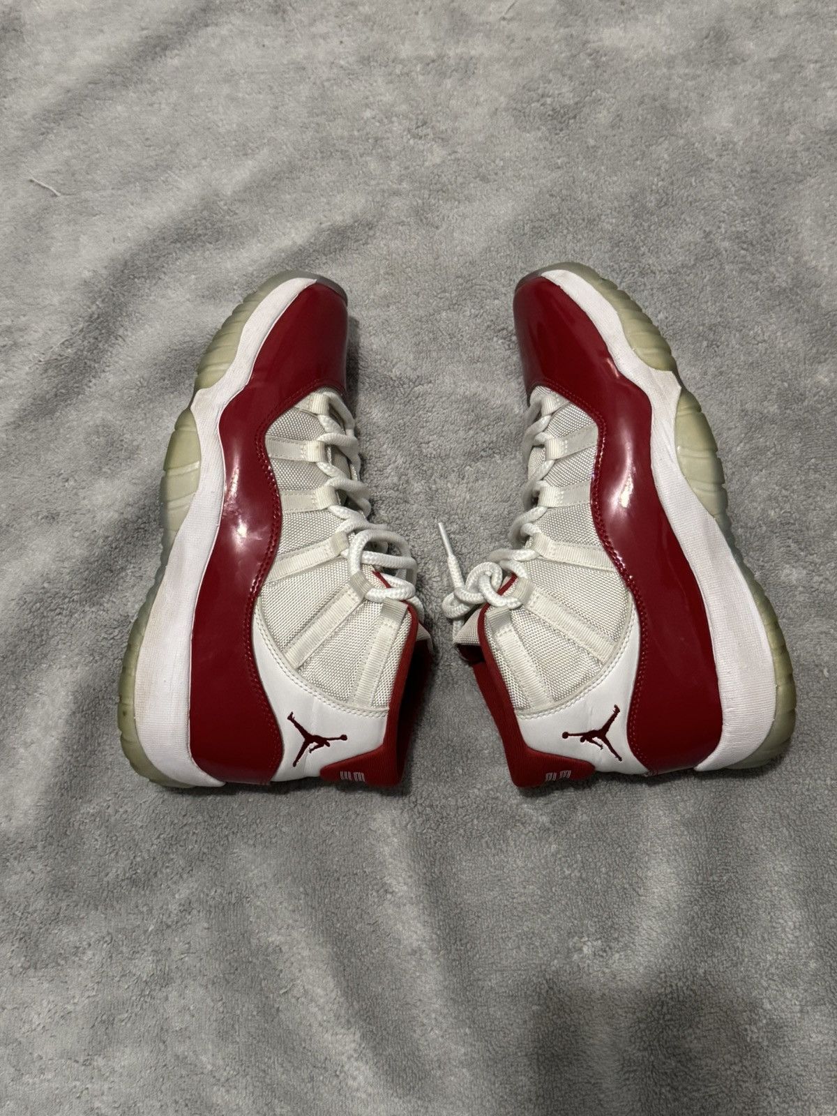 Nike Jordan 11 Cherry Red Size 8.5 Used No Box Size US 8.5 / EU 41-42 - 2 Thumbnail