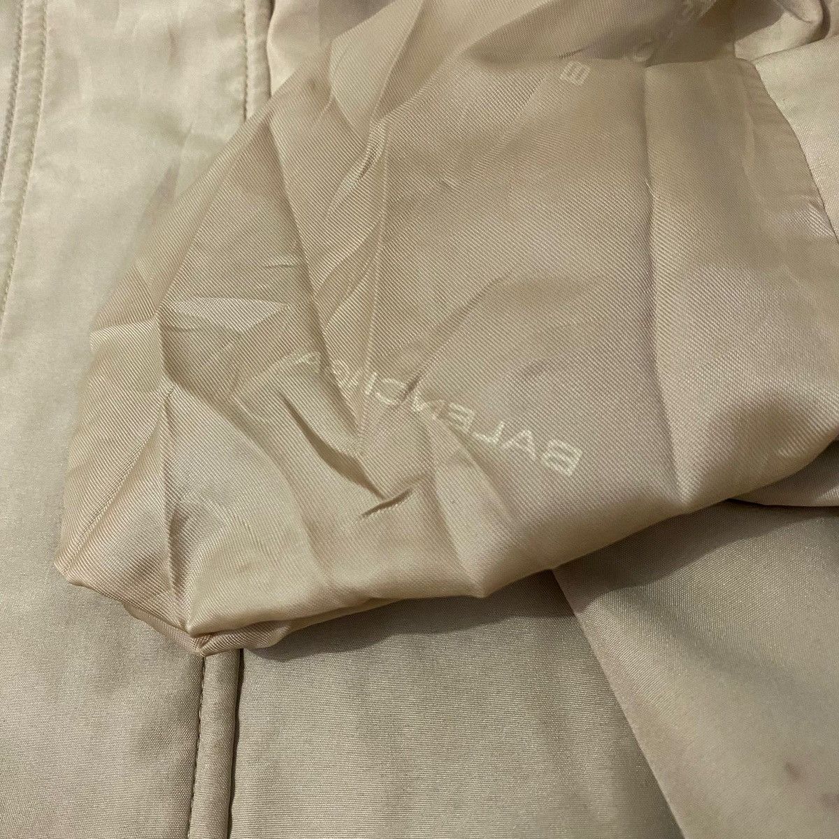 Balenciaga Vintage Balenciaga Hidden Hoodie Logo Light Jacket Size US L / EU 52-54 / 3 - 8 Thumbnail