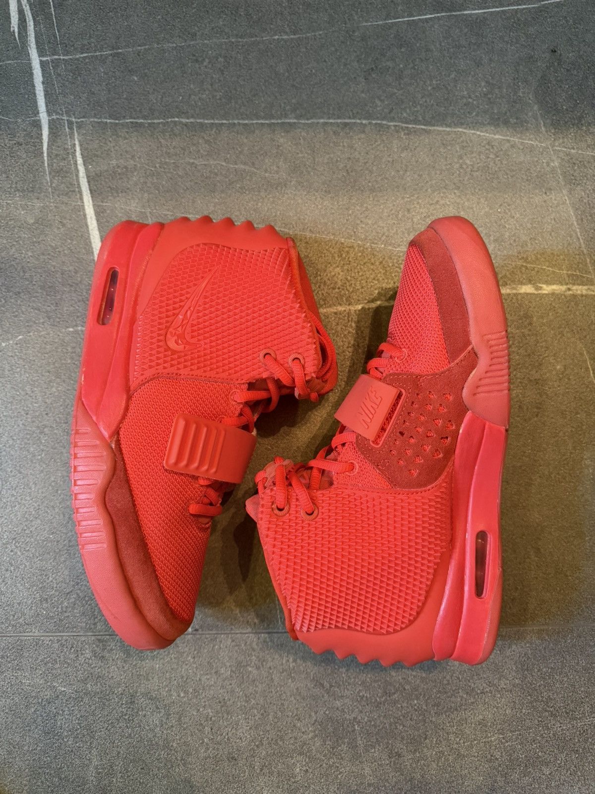 Nike Nike Air Yeezy Red October’s Size US 8.5 / EU 41-42 - 2 Thumbnail