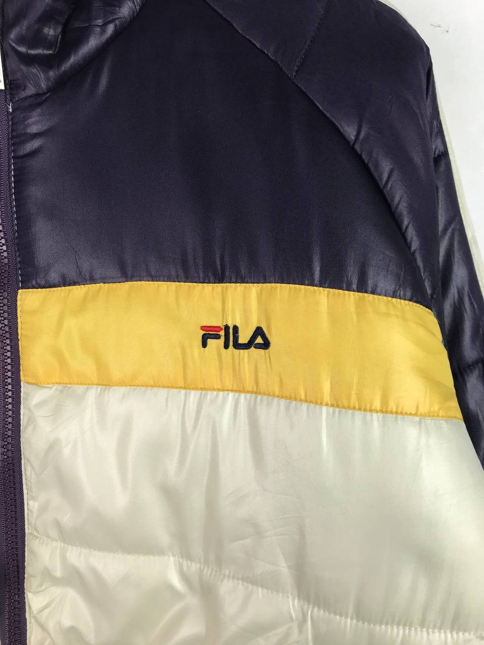 Fila × Japanese Brand × Vintage Vintage Colourful Fila Puffer Full Zipper jacket Size US M / EU 48-50 / 2 - 7 Thumbnail