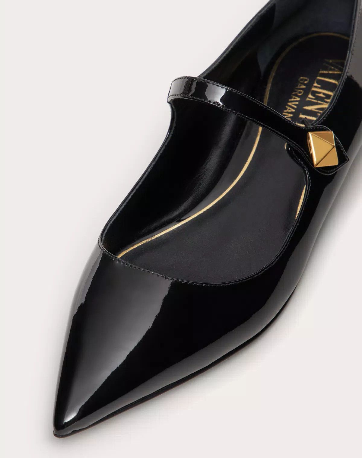 Valentino o1s1wg110426 Tiptoe Patent Leather Ballet Flats in Black Size US 5 / IT 35 - 4 Thumbnail