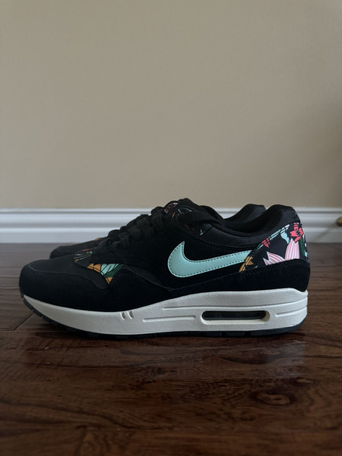 Nike Air Max Aloha Black