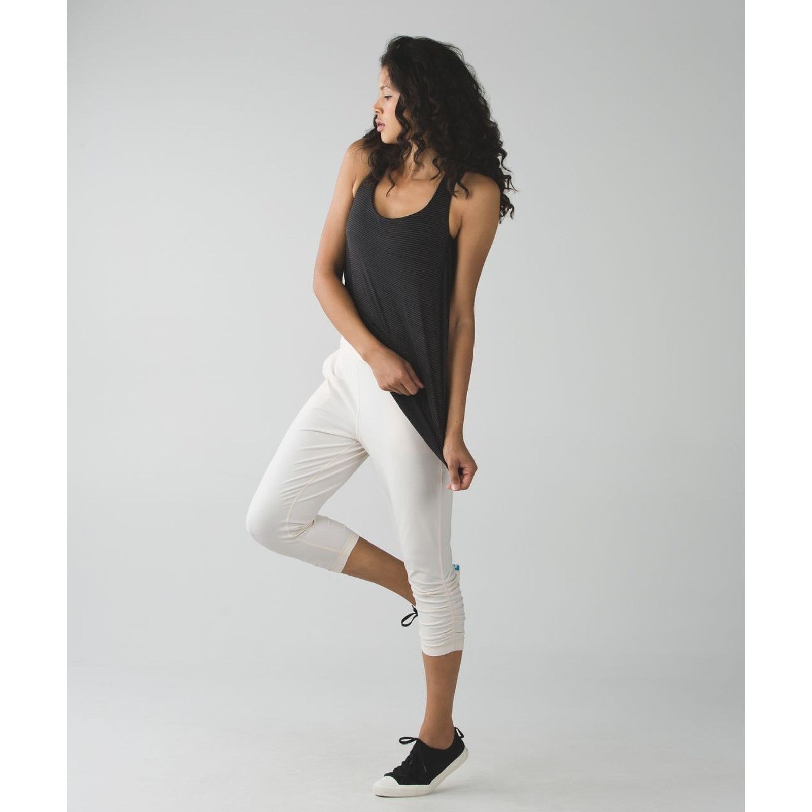 Lululemon Lululemon Sunset Salutation Capris Leggings Fold Waist 2 Size 26" / US 2 / IT 38 - 3 Thumbnail