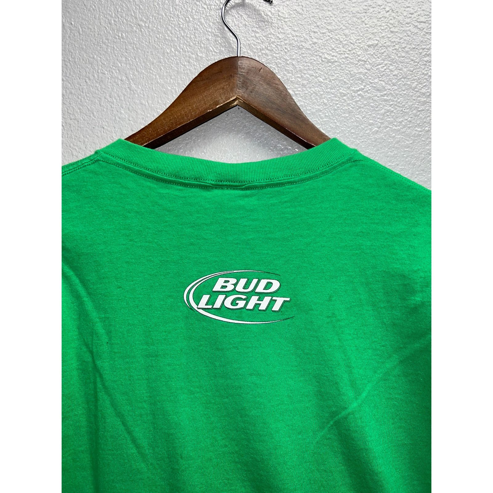Fruit Of The Loom Vintage Chicago Bulls St. Patricks Day Shirt NBA Tee XL Size US XL / EU 56 / 4 - 6 Thumbnail