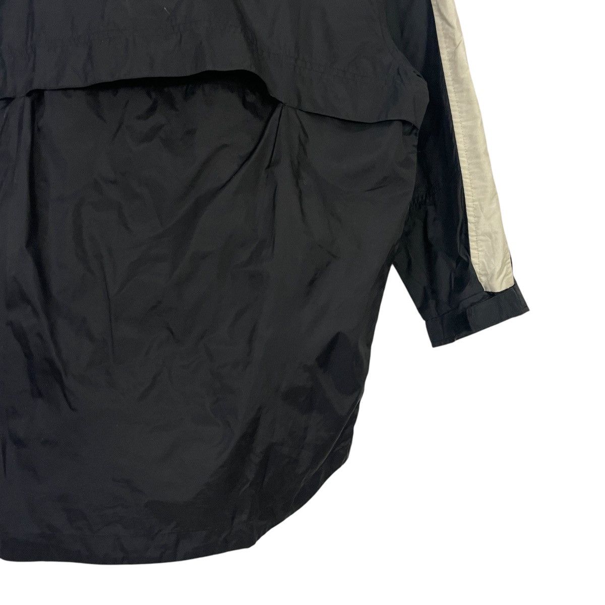 Nike Vintage Y2k Nike Jacket Size US M / EU 48-50 / 2 - 4 Thumbnail