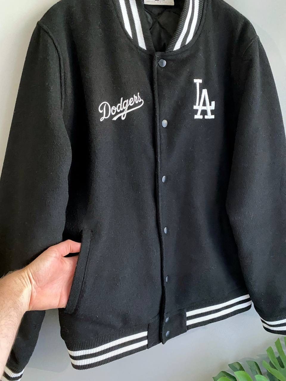 New Era New Era x MLB Los Angeles Dodgers Wool Bomber Jacket, Size L Size US L / EU 52-54 / 3 - 8 Thumbnail