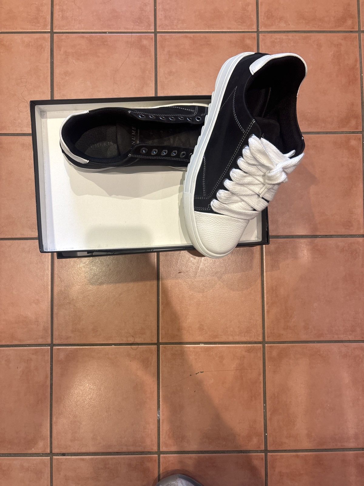 Other Numeris Atelier(black&white) Size US 9 / EU 42 - 6 Thumbnail
