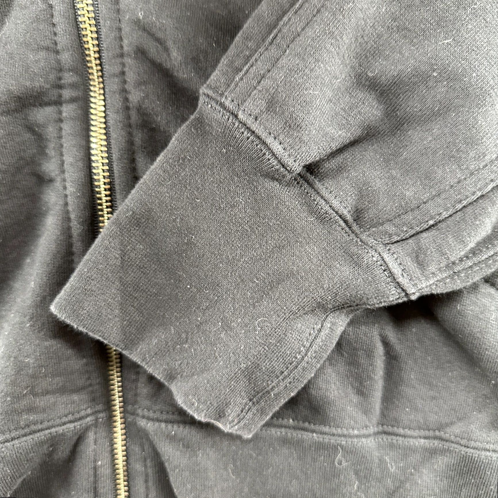 Vintage American Giant Hoodie Mens L Black Full Zip Sweatshirt Fleece Cotton Heavyweight Regular Fits 90s USA Logo Zipper Hooded Pocket Size US L / EU 52-54 / 3 - 3 Thumbnail