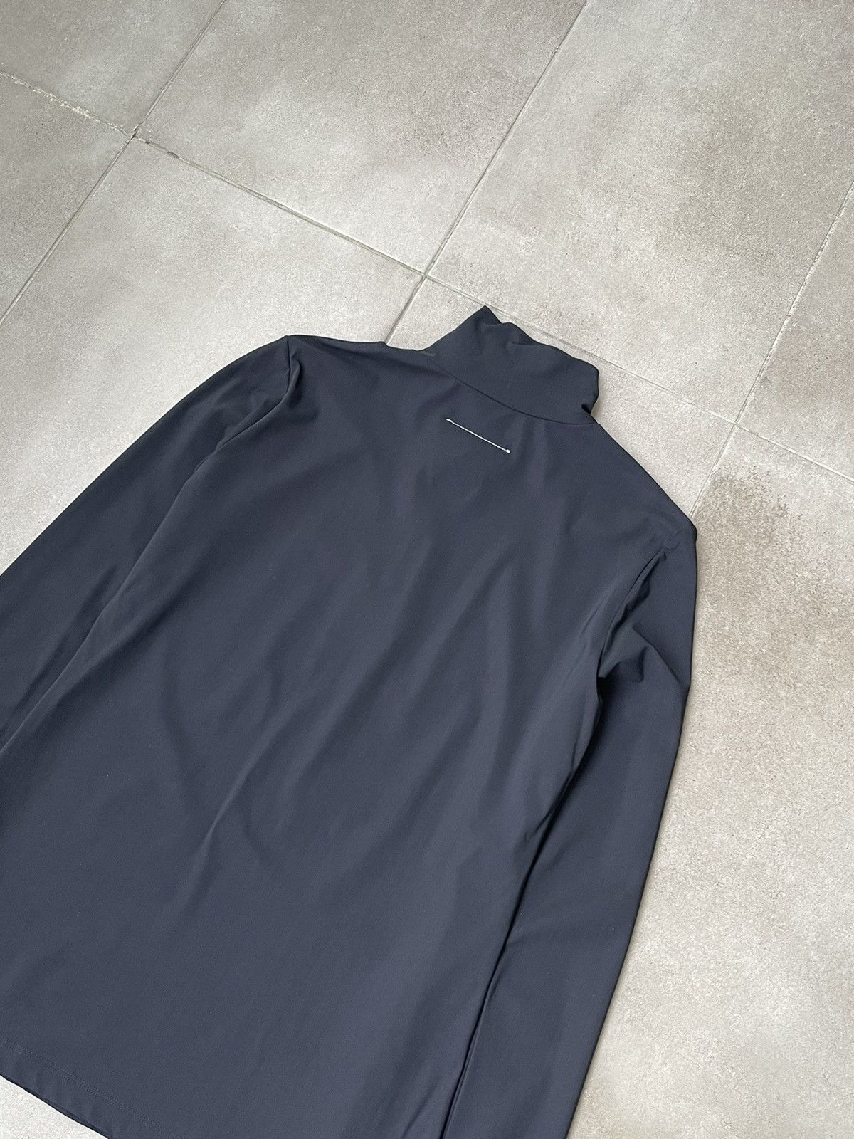 Maison Margiela SS22 Maison Margiela MM6 Black "SIX" Mesh Turtleneck Size US M / EU 48-50 / 2 - 4 Thumbnail