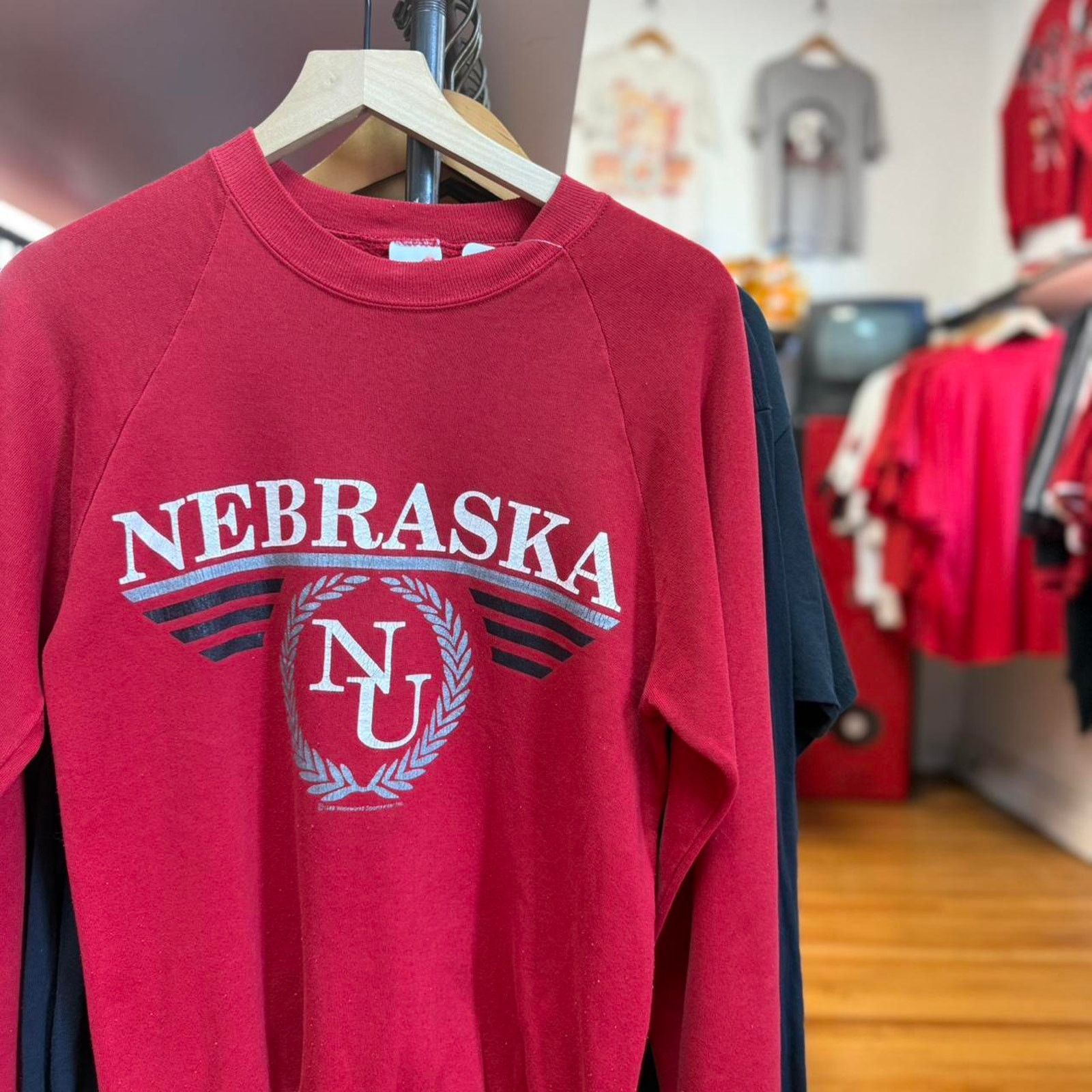 Vintage Vintage 90s Nebraska Huskers Crewneck Size US M / EU 48-50 / 2 - 1 Thumbnail