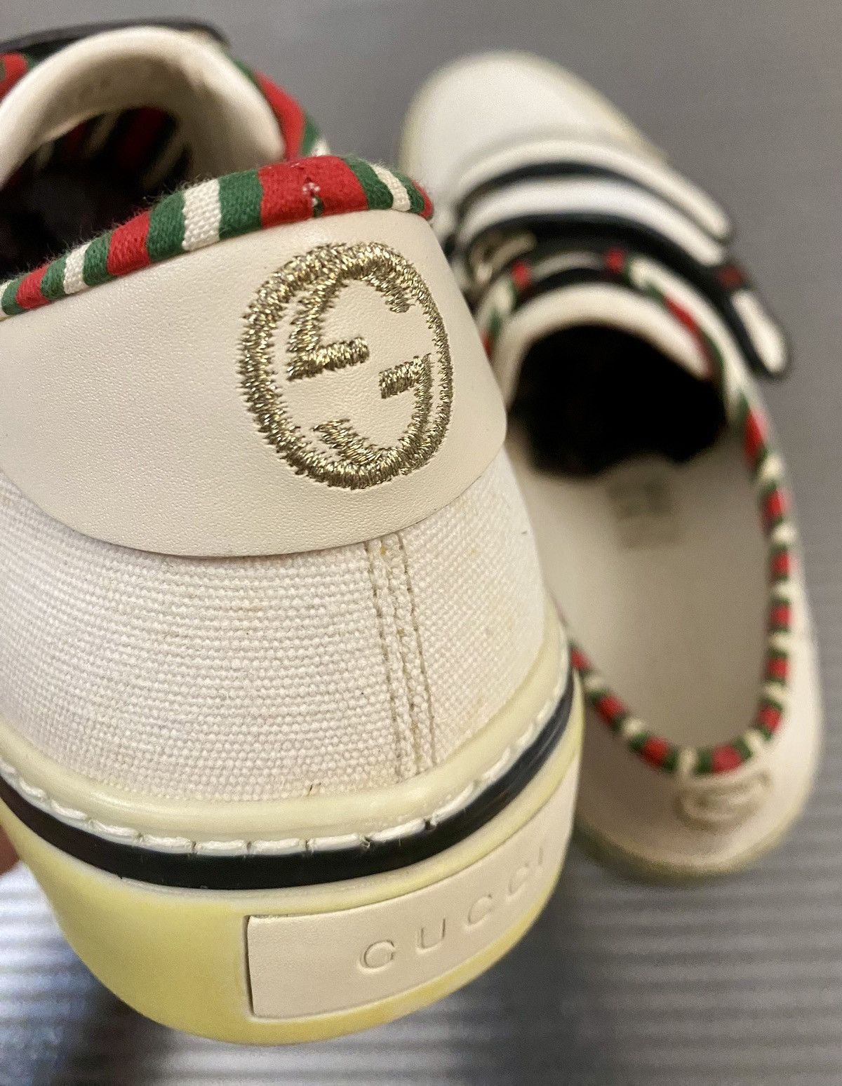 Gucci Gucci 🇮🇹 x Tom Ford white canvas Firenze sneakers 6uk VINTAGE Size US 7 / EU 40 - 1 Thumbnail