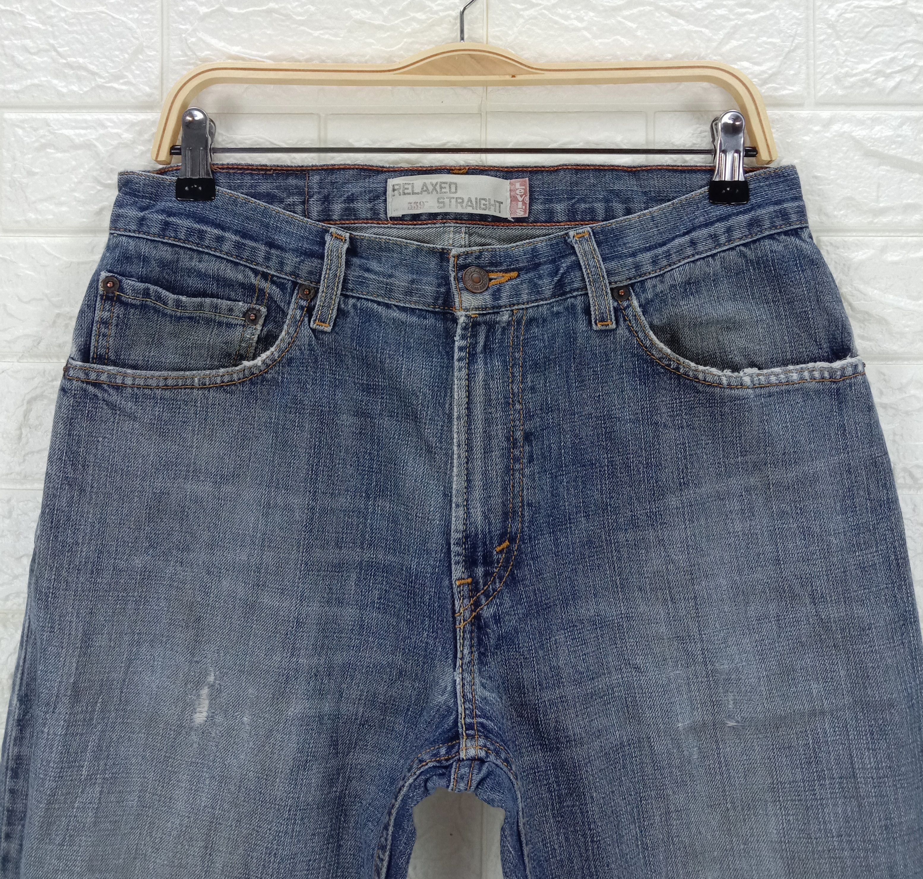 Levi's Vintage Levi's 559 Jeans Relaxed Straight Distressed Denim Size US 32 / EU 48 - 2 Thumbnail