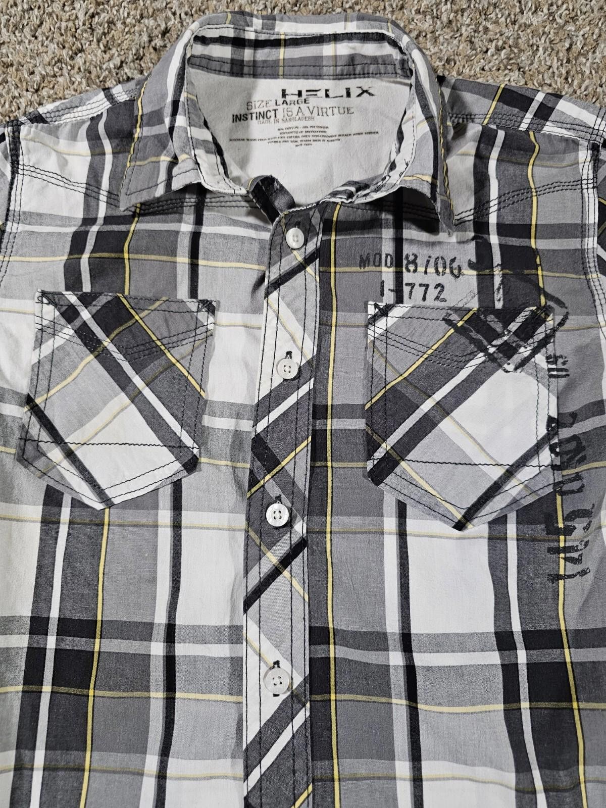 Helix Helix Boys Short Sleeve Large Double Pocket Plaid Gray Size US L / EU 52-54 / 3 - 2 Thumbnail