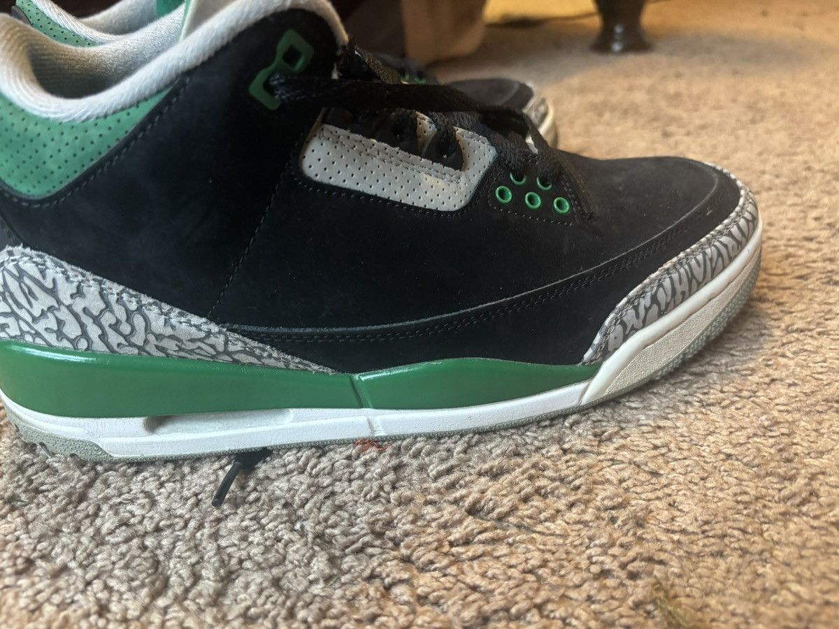 Jordan Brand × Nike Pine Green Jordan 3s Size US 8 / EU 41 - 1 Thumbnail