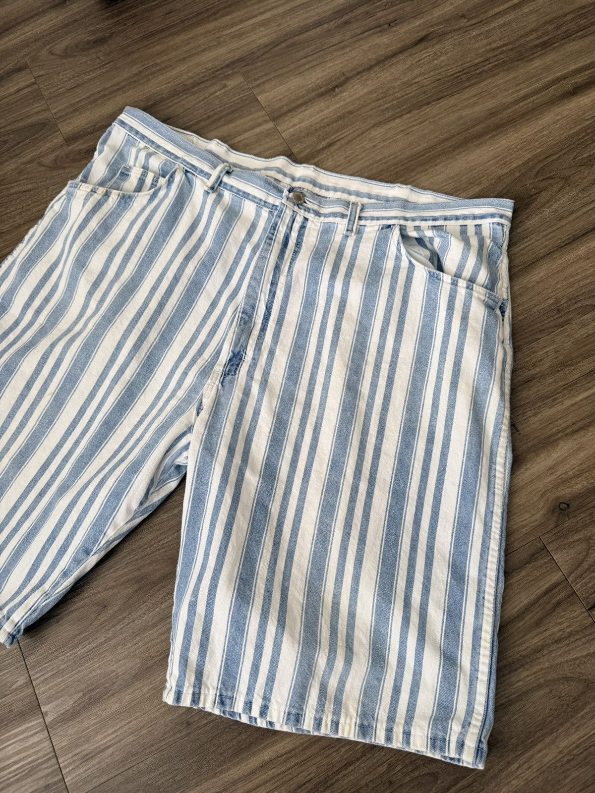 Wrangler Vintage 90s Wrangler Striped Denim Shorts 42 Pinstripe Blue Size US 42 / EU 58 - 2 Thumbnail