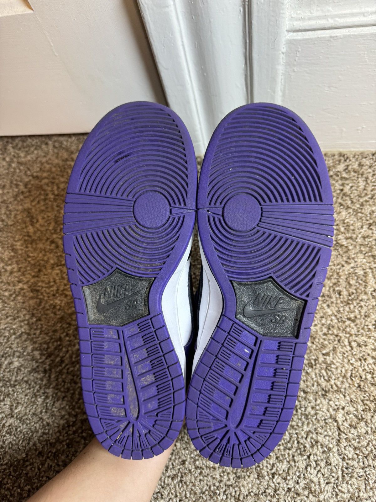 Nike Nike SB Dunk Low Court Purple 2020 Size 9 Men Authentic Size US 9 / EU 42 - 6 Thumbnail