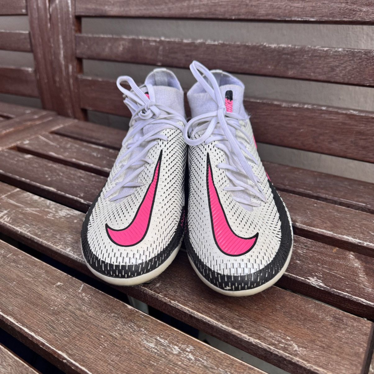 Nike × Nike ACG Men's Nike Phantom GT Elite DF FG White/Pink Soccer Size US 7.5 / EU 40-41 - 2 Thumbnail