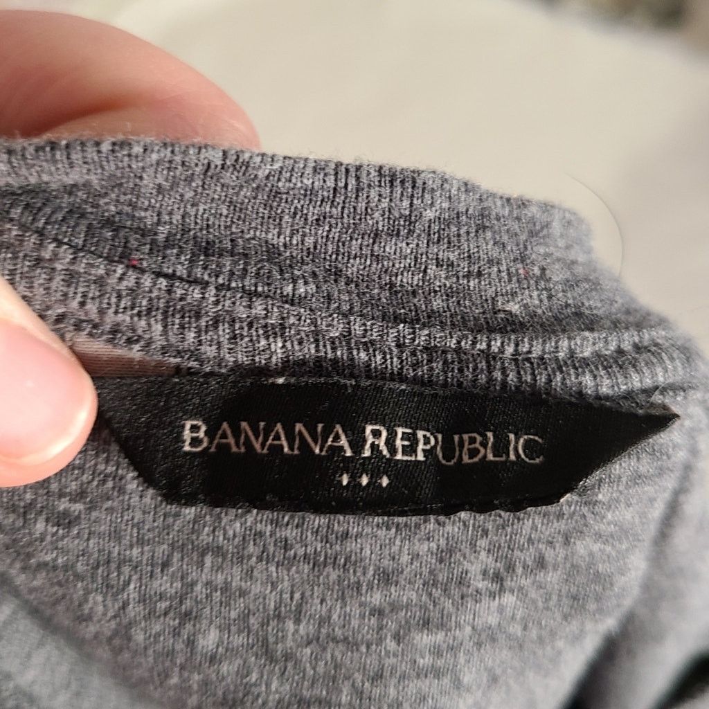 Banana Republic Banana republic gray knit sleeveless top size medium petite Size M / US 6-8 / IT 42-44 - 5 Thumbnail