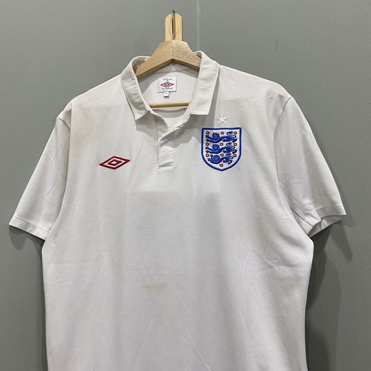 Umbro VINTAGE 2009-10 England Home Jersey Umbro Tailored InEngland Size US L / EU 52-54 / 3 - 3 Thumbnail