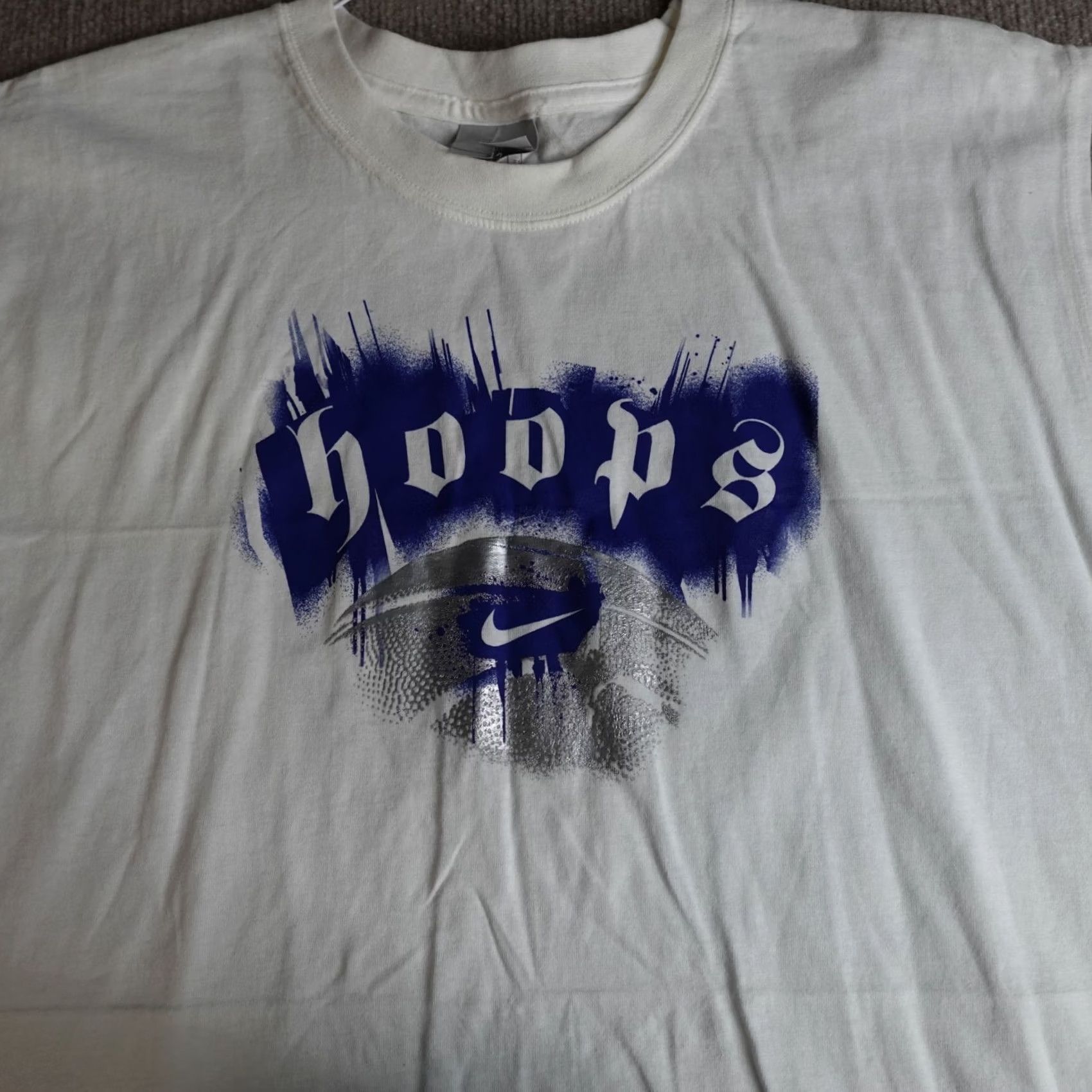 Nike VINTAGE Nike Shirt T-Shirt 2XL Men White Center Swoosh Hoops Double Sided Read New Size US XXL / EU 58 / 5 - 2 Thumbnail