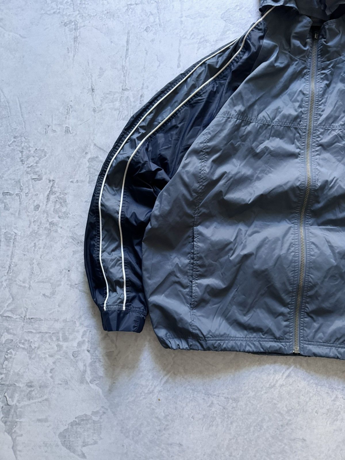 Nike × Vintage 00s Nike Vintage Nylon Hooded Light Jacket Drill Size US XL / EU 56 / 4 - 4 Thumbnail