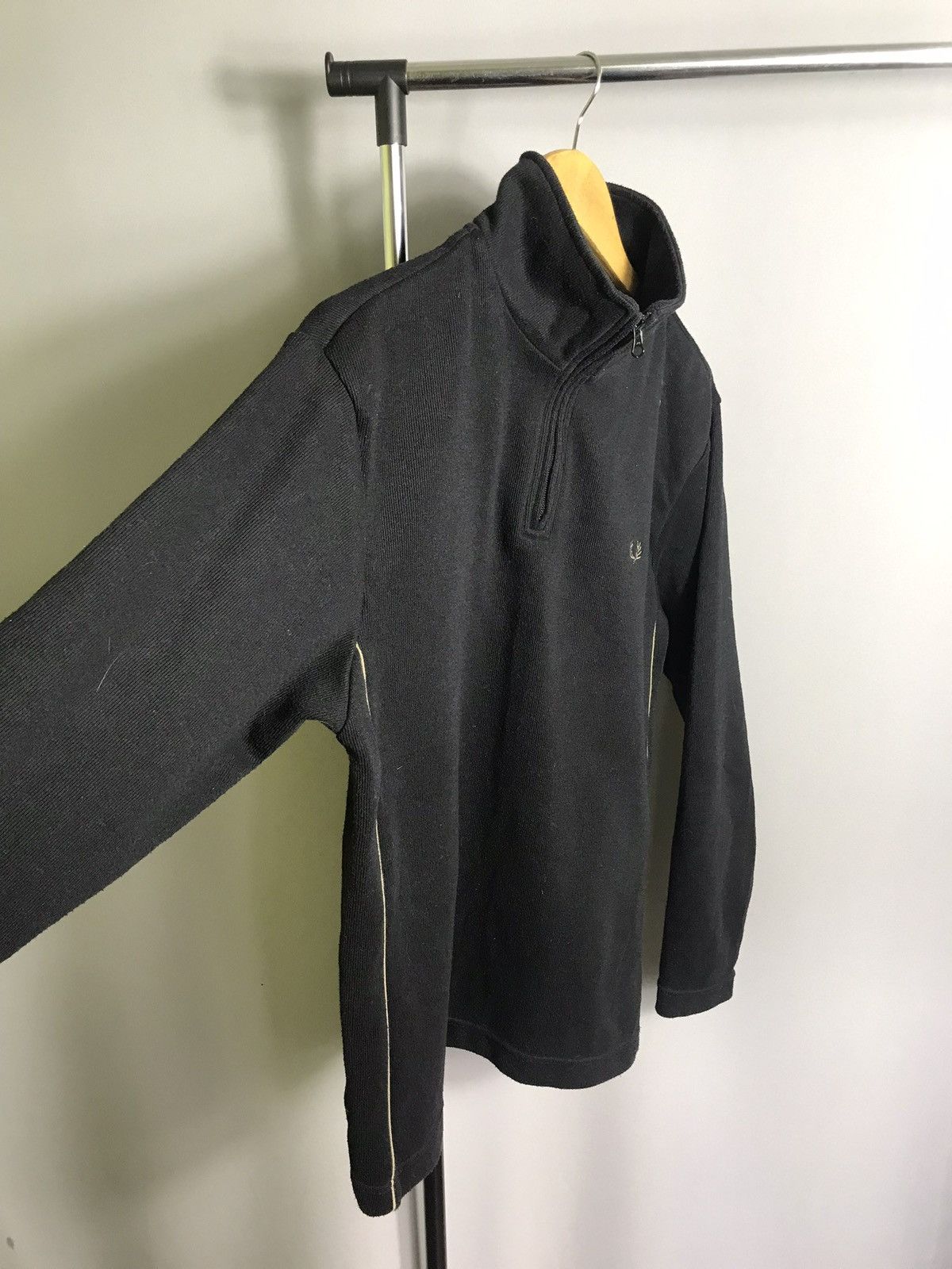 Fred Perry × Vintage Vintage 90s Fred Perry 1/4 Zip Sweatshirt Black Cotton y2k Size US M / EU 48-50 / 2 - 2 Thumbnail
