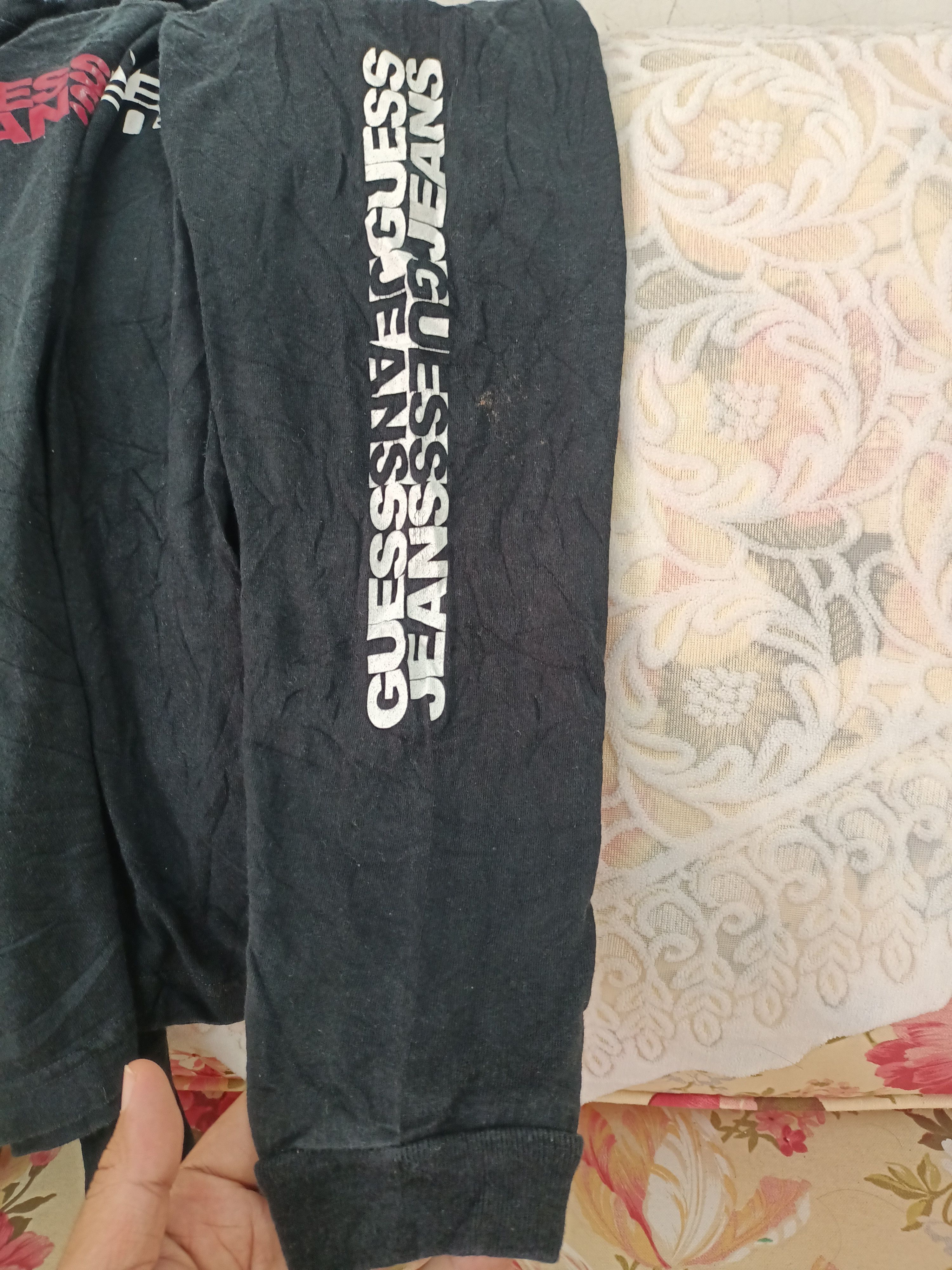 Guess × Vintage Vintage Guess Jeans long sleeve t-shirt Size US L / EU 52-54 / 3 - 7 Thumbnail