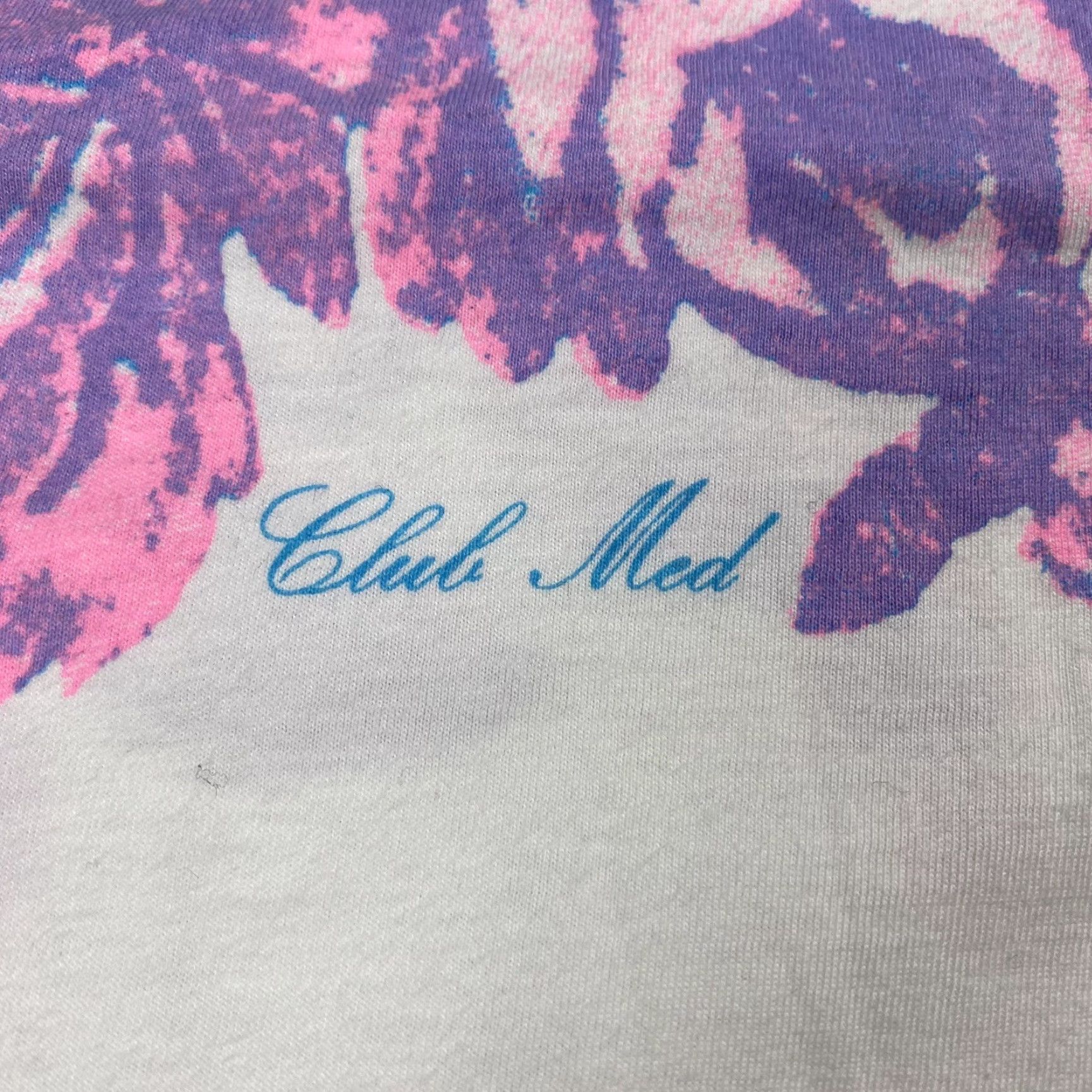 Gloverall VINTAGE Club Med Shirt Unisex Large White Floral Graphic 80s Resort Caribbean 1980s Mens Womens Size US L / EU 52-54 / 3 - 2 Thumbnail