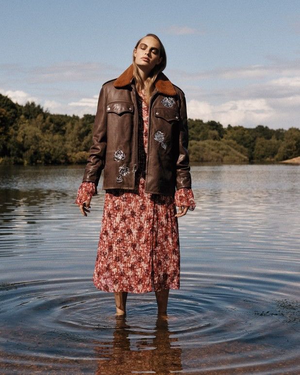 Calvin Klein 205W39NYC × Raf Simons GRAIL Calvin Klein 205W39NYC Metallic Roses Print Jacket Size US M / EU 48-50 / 2 - 8 Thumbnail