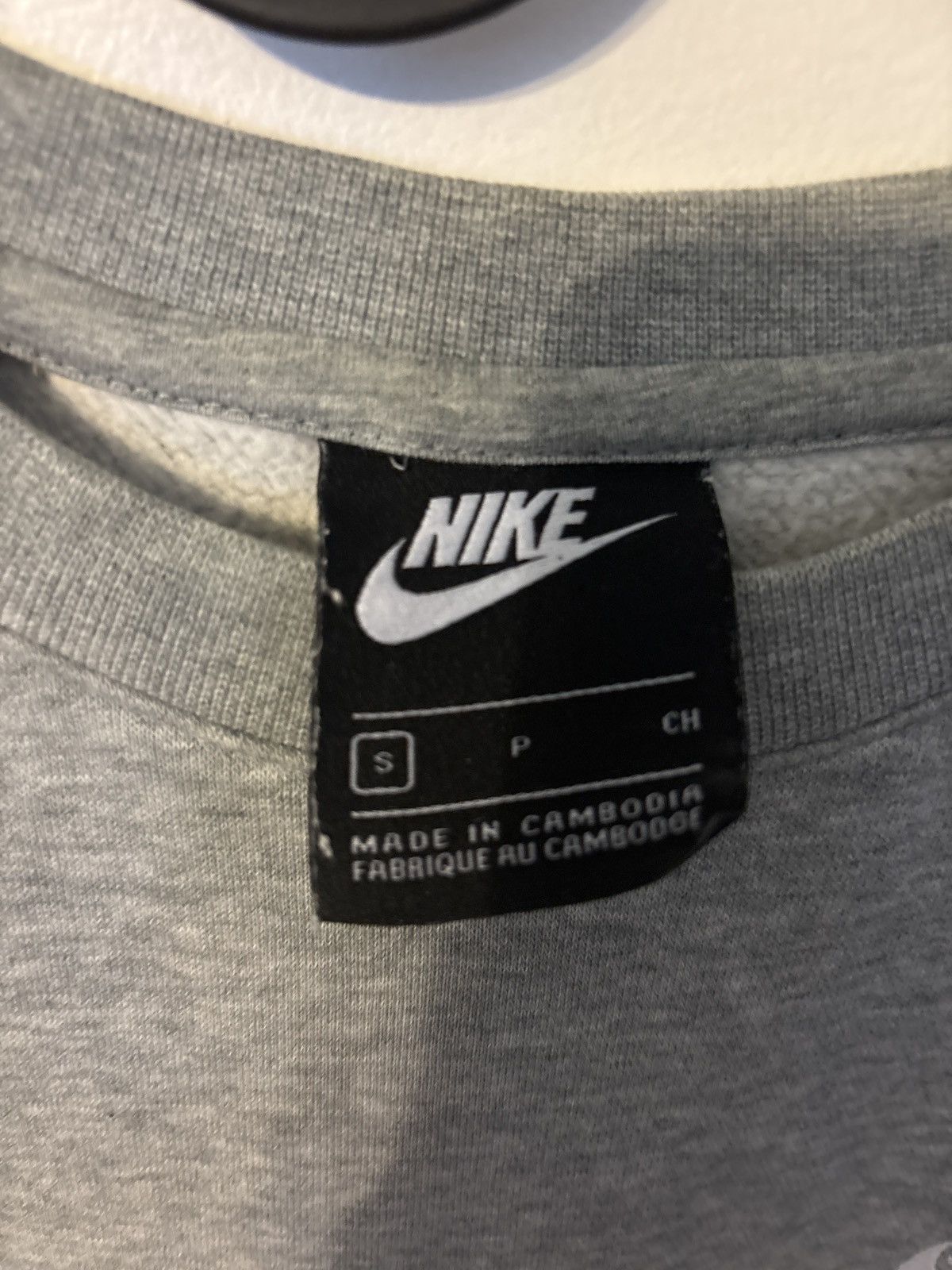Nike Nike Grey Sweater Size US S / EU 44-46 / 1 - 2 Thumbnail